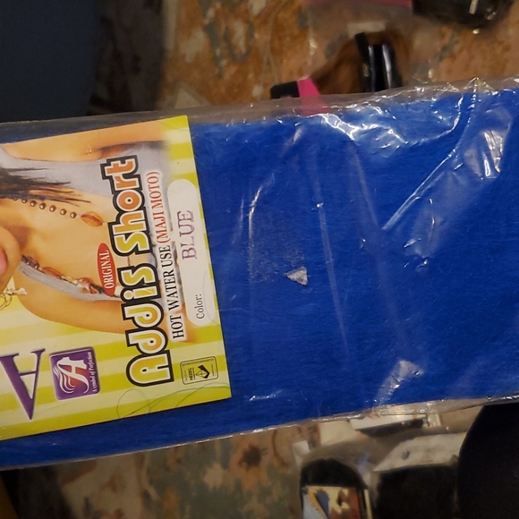 6 packs of Angels color weave hair bundle - Picture 8 of 9